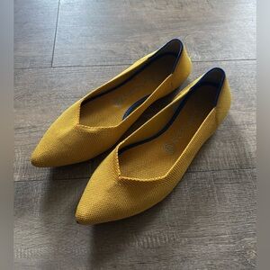 Rothy’s women’s size 7 the point marigold yellow flats shoes, comfort, work wear